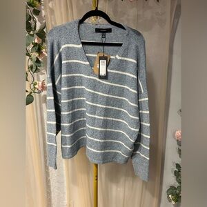 Vero Moda Blue and Cream V-Neck Sweater